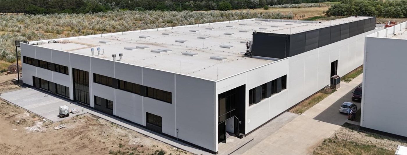 Newly completed white production facility in Göd, Hungary, seen from above